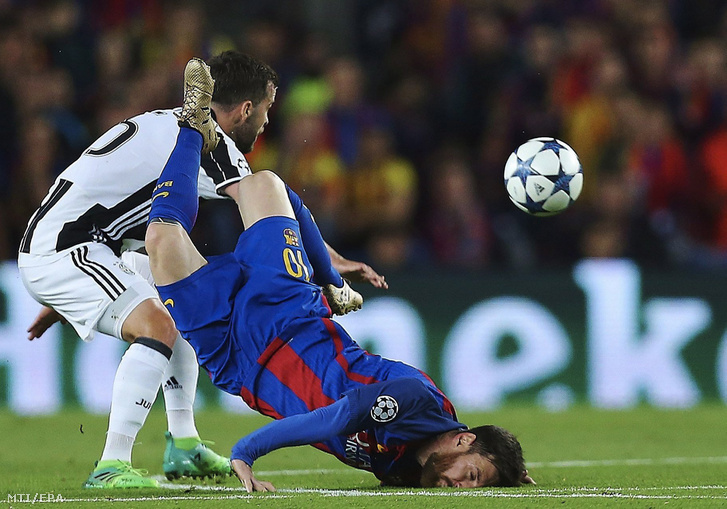 Messi leszáll a magasból, de a heti 180 millió forintos fizetést kevesli