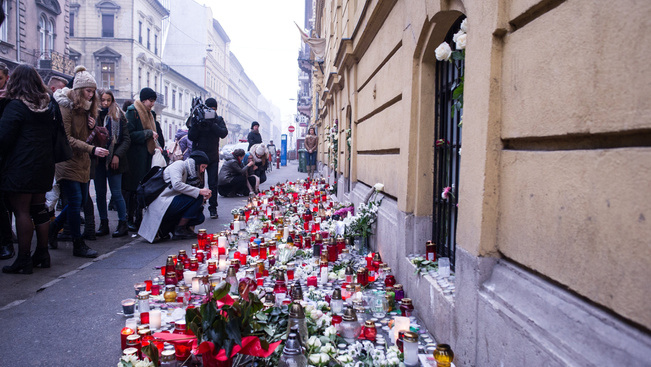 Megrendítő levelet írtak a veronai buszbaleset gyászoló családjai