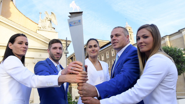 A sikeres magyar olimpia reményét is hordozza a most átvett láng Kulcsár szerint