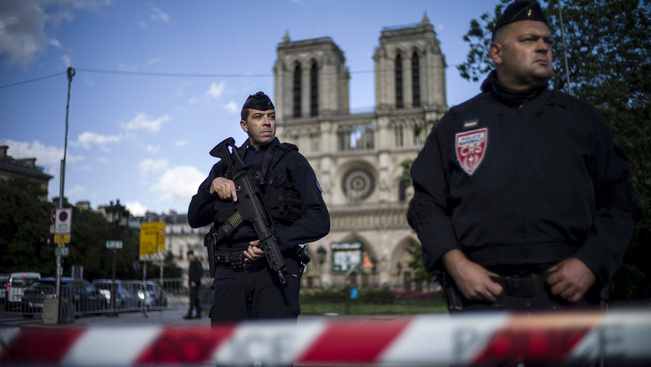 Friss információk a párizsi támadóról