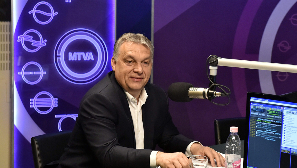 Orbán Viktor: Magyarország kitart a migrációs politikája mellett