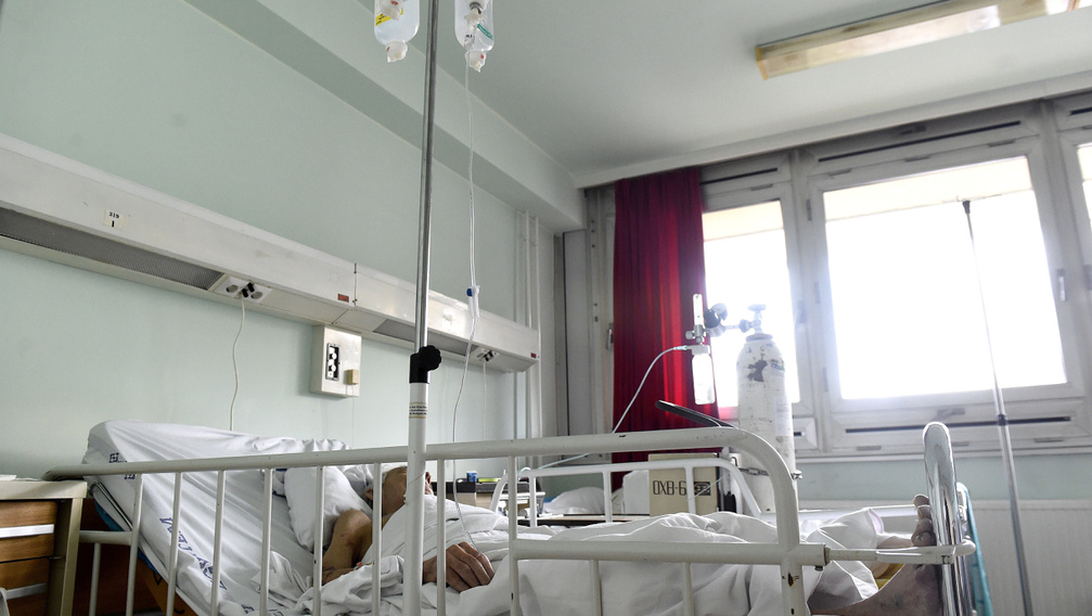Vészhelyzet a kórházakban a szabadságok miatt