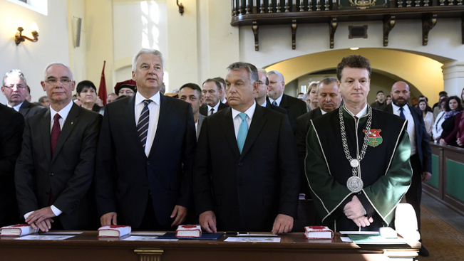 Orbán Viktor: jól jár a Kárpát-medencében, aki együttműködik a magyarokkal
