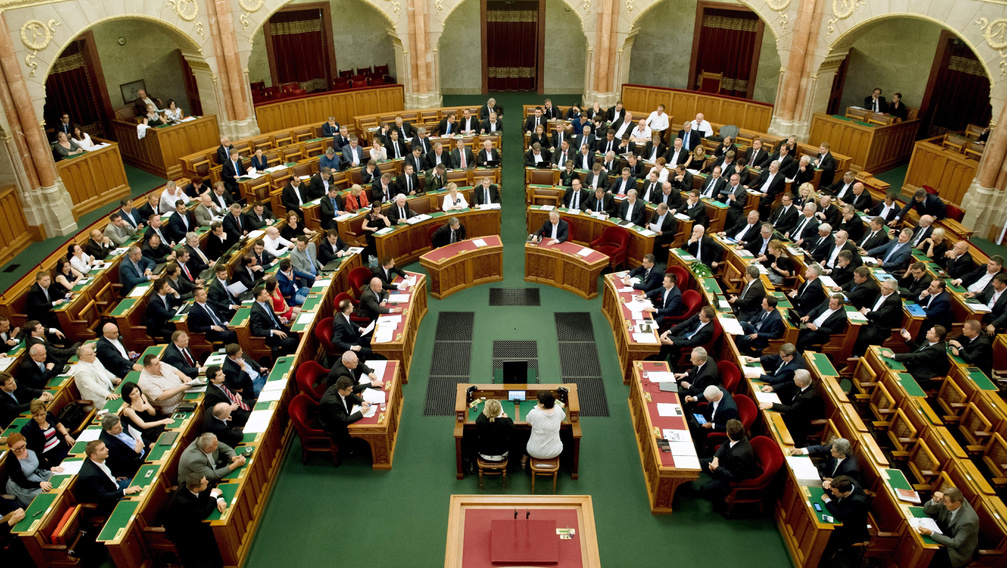 Elios-ügy és sorosozás - így indult a parlamenti ülésszak