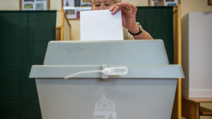 Időközi választás, XV. kerület: nagy ígéretek a kampányhajrára