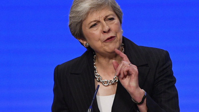 Brexit: Theresa May tényleges előrelépésekről beszélt