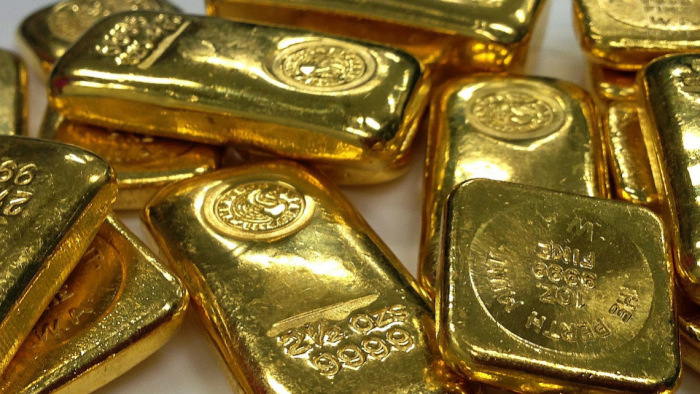 Történelmi csúcsot döntött a befektetési arany ára