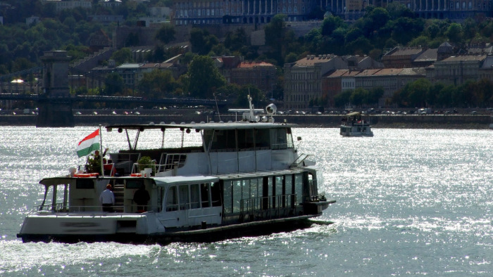 Kritikusnak érzik a helyzetet a Duna-partokon, petíciózni kezdtek