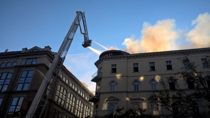 Teljesen megsemmisültek Gyurcsányék irodái a tűzben
