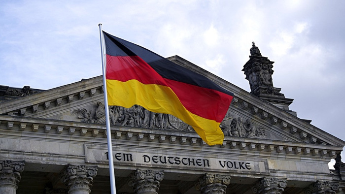 Rekord összegre bólintott rá a német parlament
