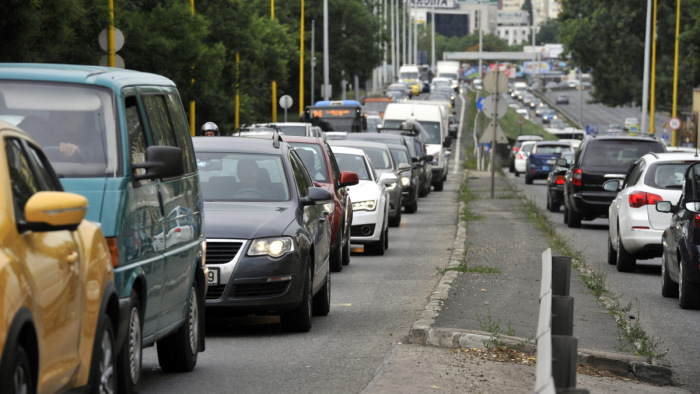 Meglepő adatok derültek ki a magyar autókról