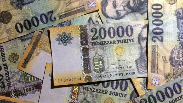 MNB: a magyar forint biztonságos, a készpénz használata nem jelent extra kockázatot