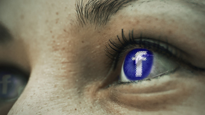 Amnesty: a Facebook és Google példátlan veszélyt jelent az emberi jogokra