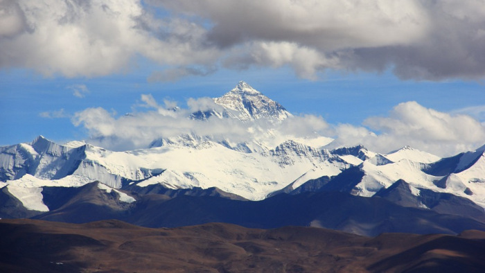 Kína nem enged több mászót a Mount Everestre