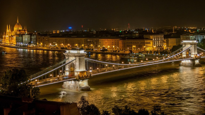 Érdekes - kedvező és szomorú - trendek Budapesten