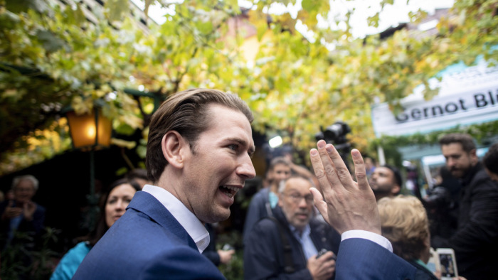 Ausztria: nehéz koalíciós tárgyalások várnak a győztesekre