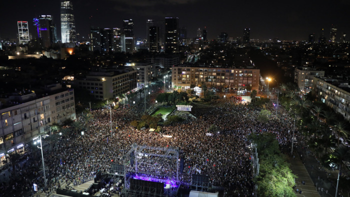 Tüntetésen emlékeztek Jichák Rabinra