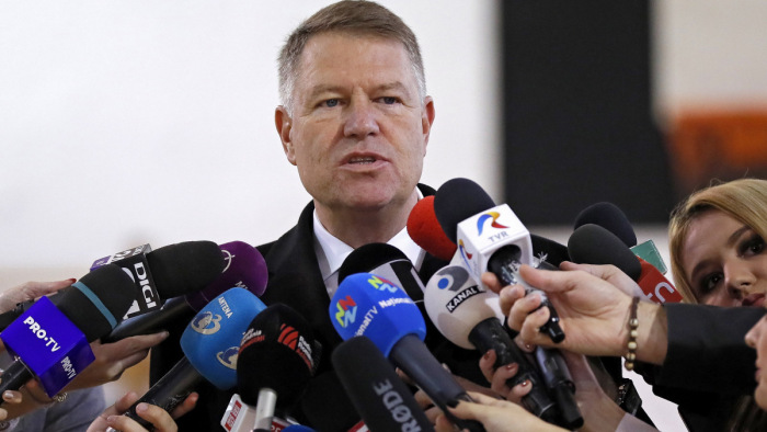Büntetlenül szidhatta a magyarokat a román elnök