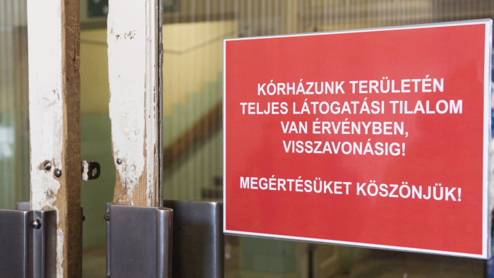 Járványhelyzet van Csornán, látogatási tilalmat rendeltek el a kórházban