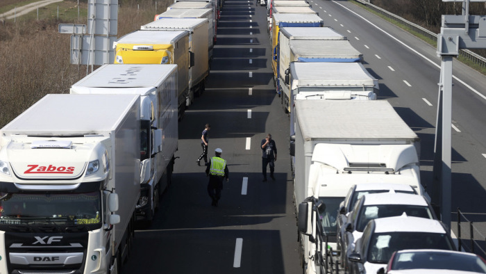 Döntött a magyar kamionosok ügyében az uniós bíróság