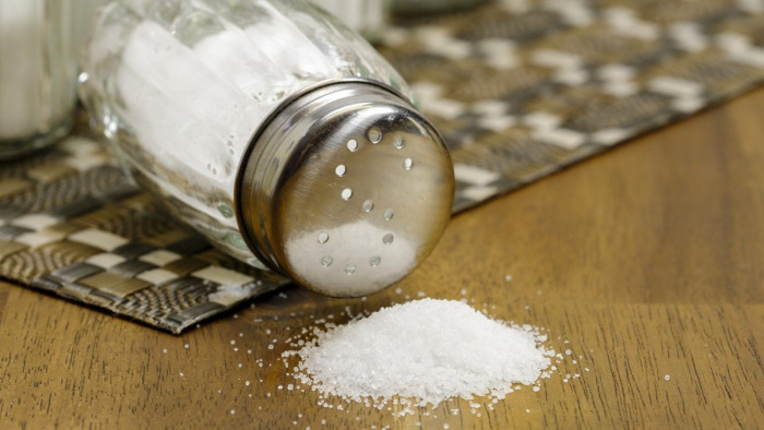 A túl sós étrend gyengíti az immunrendszert