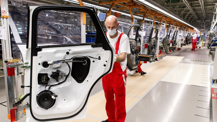 Pénzt hozott a koronavírus az Audi Hungaria munkavállalóinak