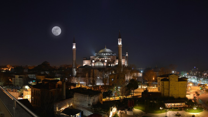 Ankara újfent mecsetté változtatná a Hagia Sophiát