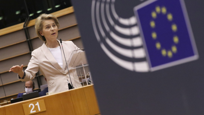 Ursula von der Leyen példátlan intézkedéseket helyezett kilátásba Oroszországgal szemben