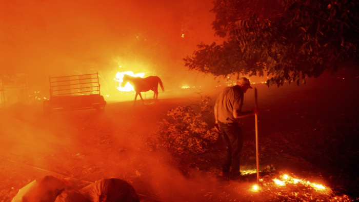 Már Magyarország fölött a kaliforniai erdőtüzek füstje, a szélviharok további gondot okozhatnak