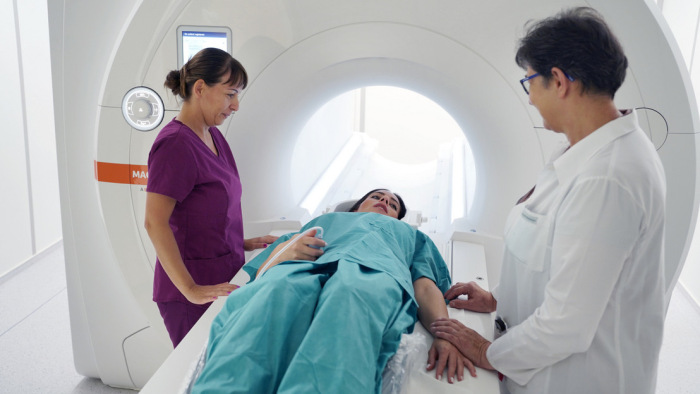Csúcskategóriás 3 Teslás MRI a Budai Egészségközpontban (x)
