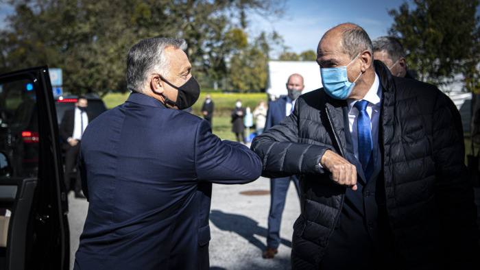 Orbán Viktor: Közép-Európa geopolitikai játszmák színtere lett