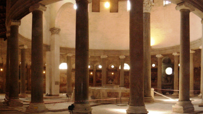 Rendszeresen lesz magyar mise a római Szent István-templomban
