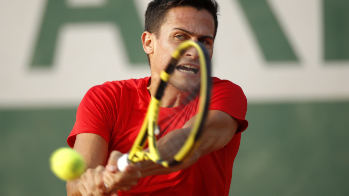 Balázs Attila megsérült, feladta a melbourne-i tenisztornát