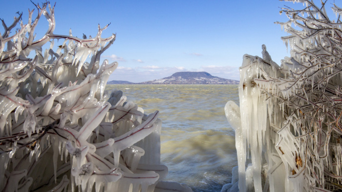 A fagyhiány komolyan fenyegeti a Balatont, baj lehet a tóval