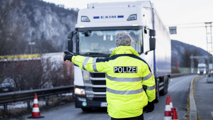 Már a schengeni rendszert féltik a határzárások miatt