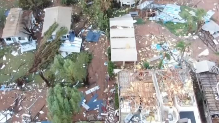 Védtelen területre csapott le a Seroja, tízezreket érintett a pusztítás - videó