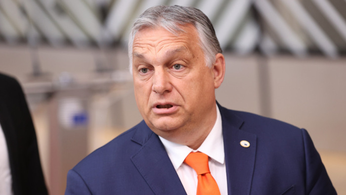 Orbán Viktor az EU-csúcson hangsúlyozta: a gyermekek szexuális nevelése kizárólag a szülők feladata