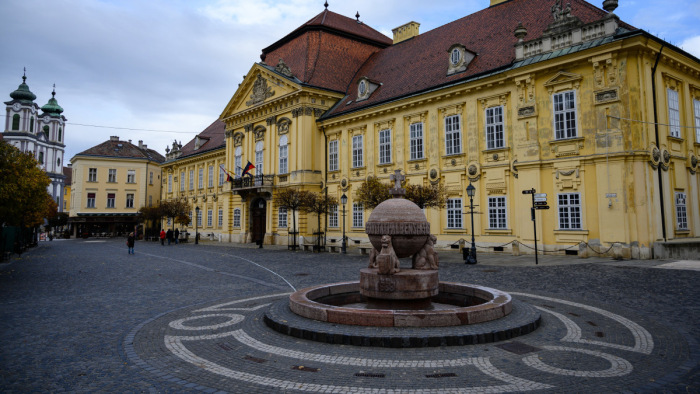 Rossz hírekről számolt be Székesfehérvár polgármestere