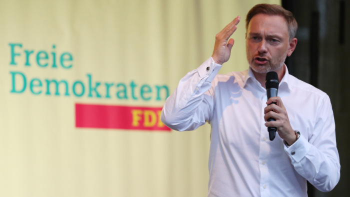 Christian Lindner kipakol: az FDP a német kormány népszerűtlenségének áldozata