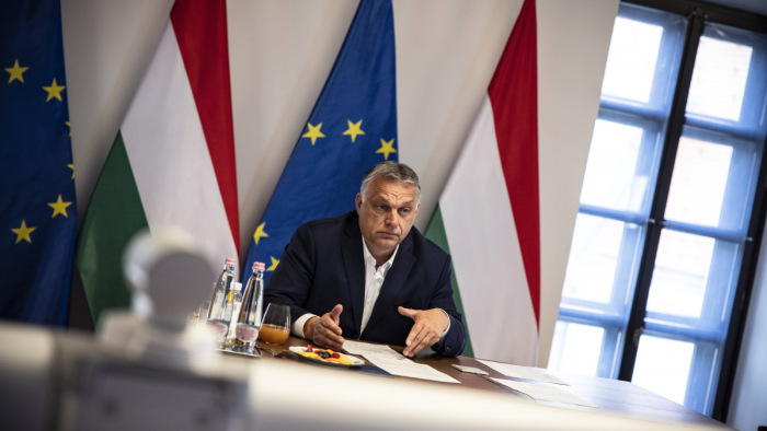 Orbán Viktor az ukrán helyzetről egyeztetett