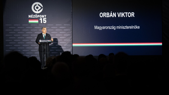 Orbán Viktor: az emberek megélhetését szem előtt tartva kell dolgozni