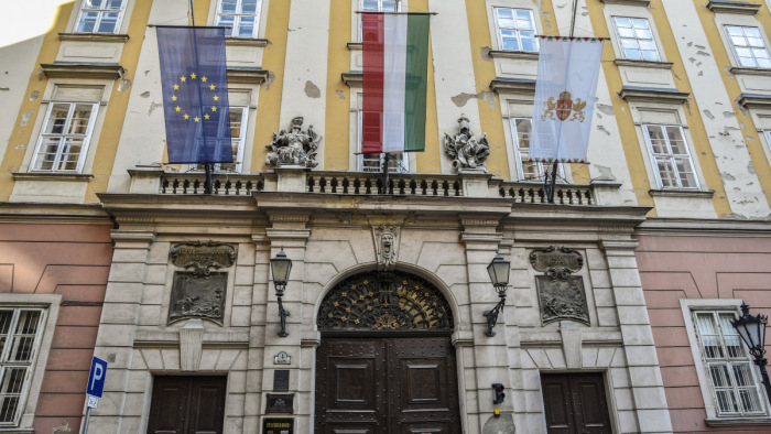 Fidesz: egy ingatlanfejlesztő szerint a főváros el akarta adni a Városházát