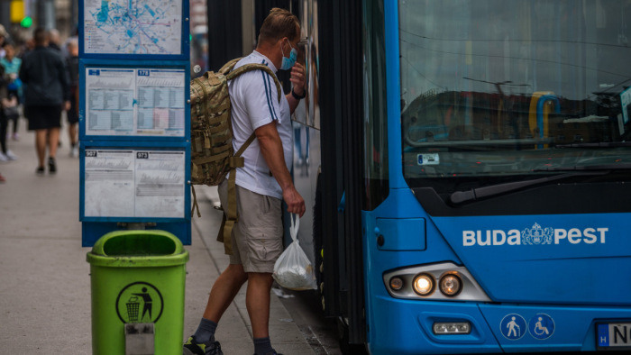 Meghosszabbítják két dél-budai buszjárat útját