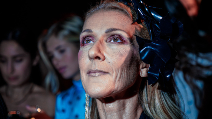 Súlyos izomgörcsei miatt Céline Dion lemondta turnéját