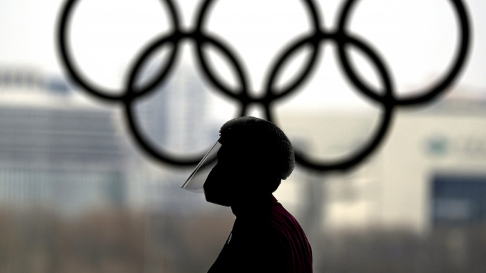 Eltilthatják a párizsi olimpiától az orosz és fehérorosz sportolókat
