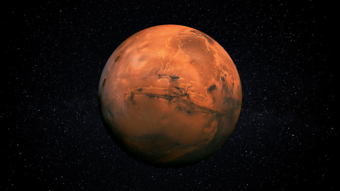 Közeli kép készült a Mars holdjáról