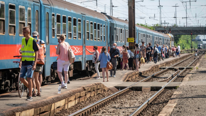 Újraálmodják Budapest egyik legelavultabb vasútállomását – koncepciótervek