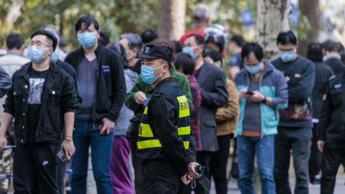 Koronavírus: Sanghajban újra tömeges szűrés jön