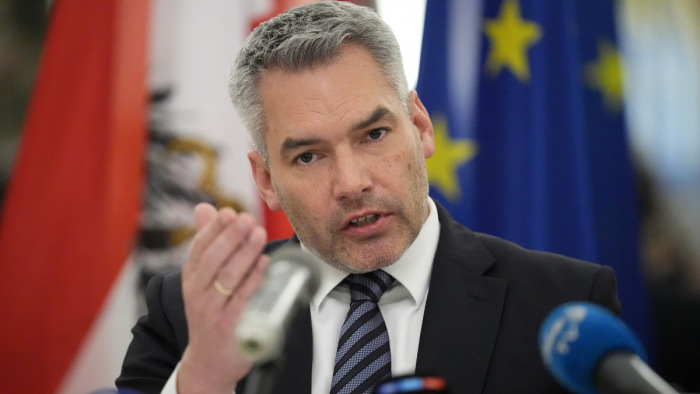 Uniós szintű ársapka bevezetését szorgalmazza az áramdíjakra az osztrák kancellár