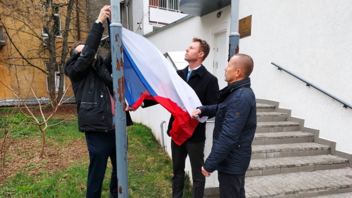 Egy európai nagykövetség máris újranyílt Kijevben